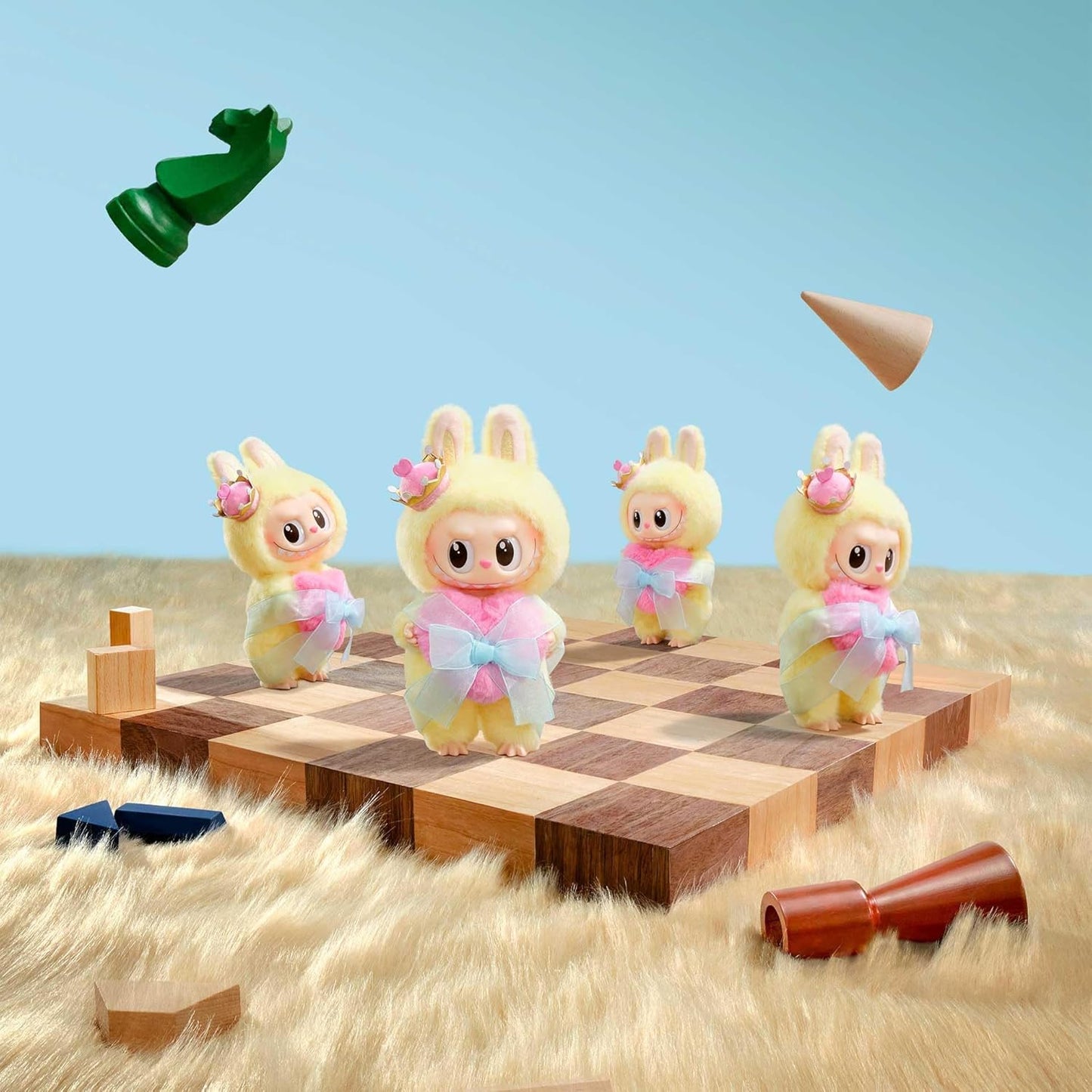 THE MONSTERS Let’s Checkmate Queen Figurine