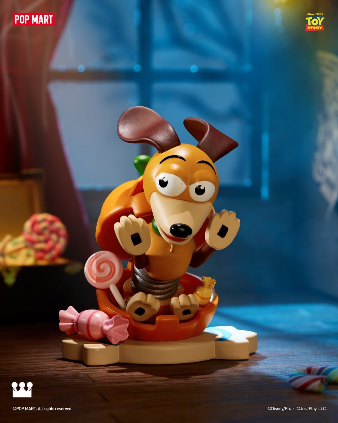 DISNEY/PIXAR Spooky Night Series Figures