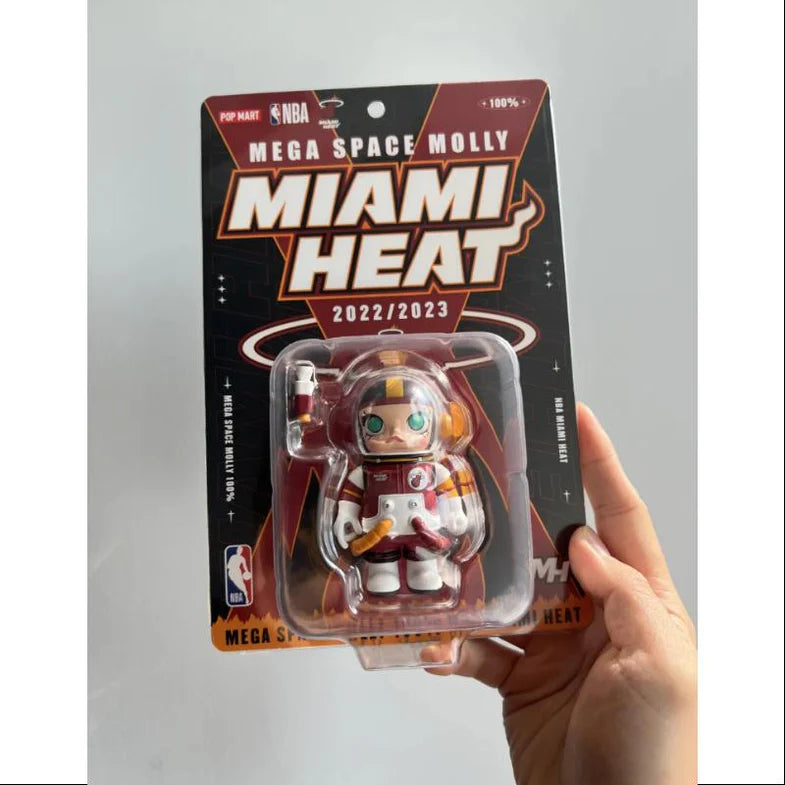 POP MART MEGA SPACE MOLLY 100% NBA Series