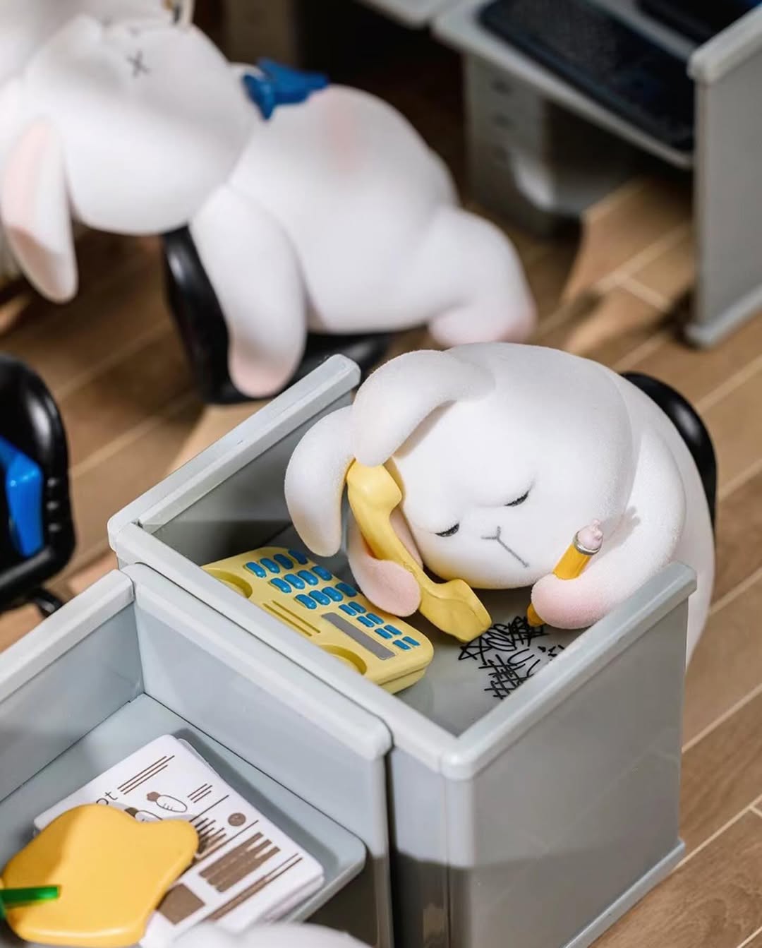 Monday Bruce Season 4 - Another Working Day