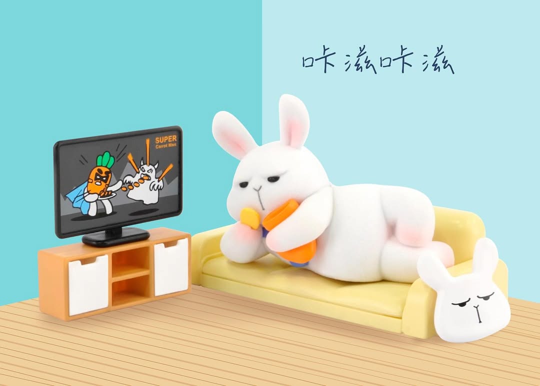 Monday Bruce Season 7 - Just want to Stay At Home and Not Go Out